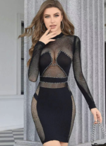 فستان شبكي أسود بلمسات كريستال